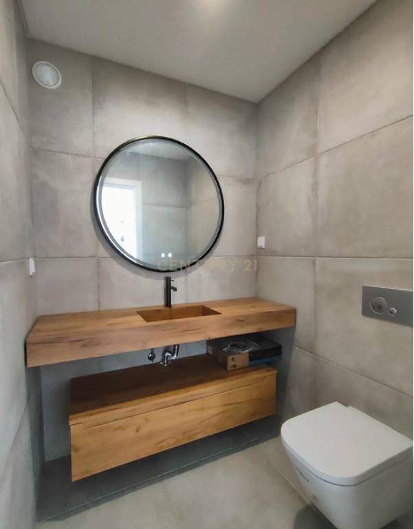 T2 com terraço e varanda - Edf. D. MARIA 17,, Cacilhas, Almada - Image 7